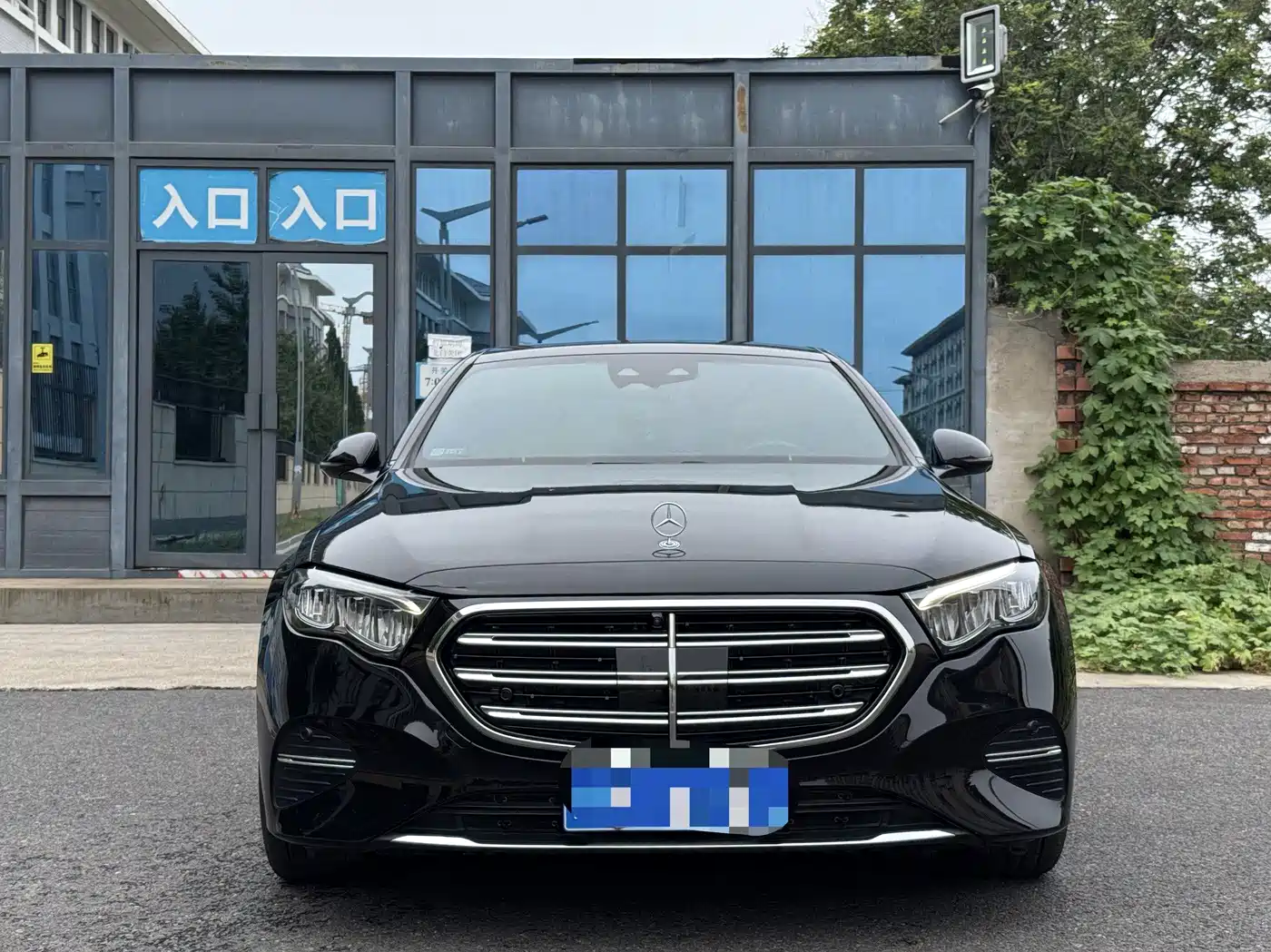 Mercedes-Benz E-Class 2024 Model E 300 L Luxury фото 14
