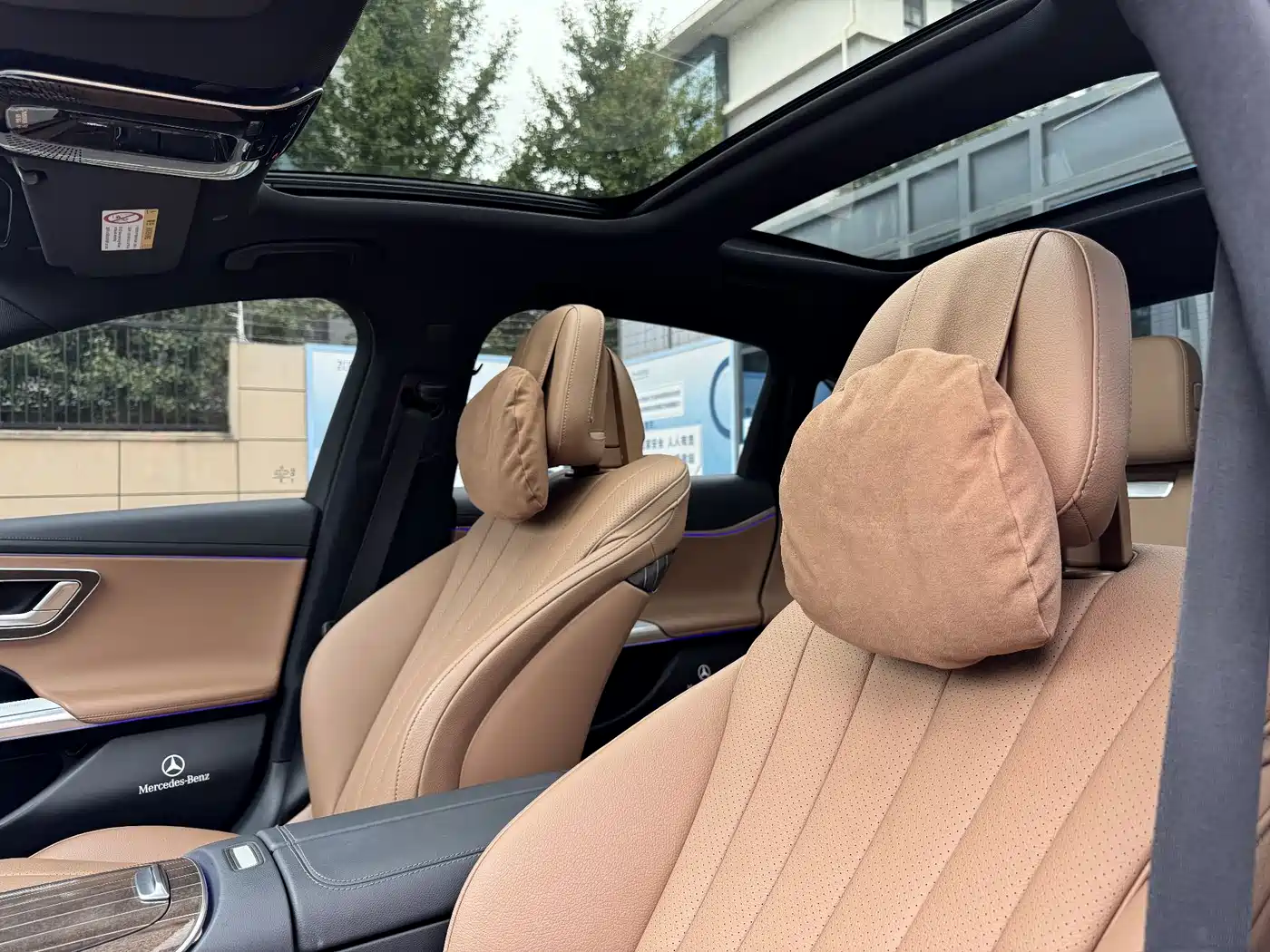 Mercedes-Benz E-Class 2024 Model E 300 L Luxury фото 23