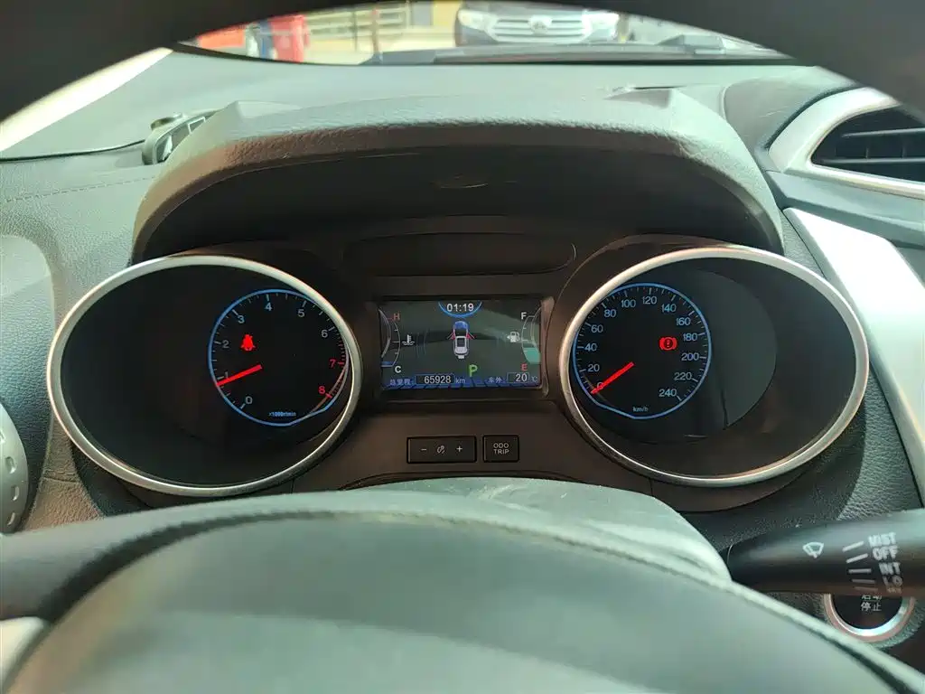 BYD Yuan 2017 1.5L Auto Cool Fashion фото 4