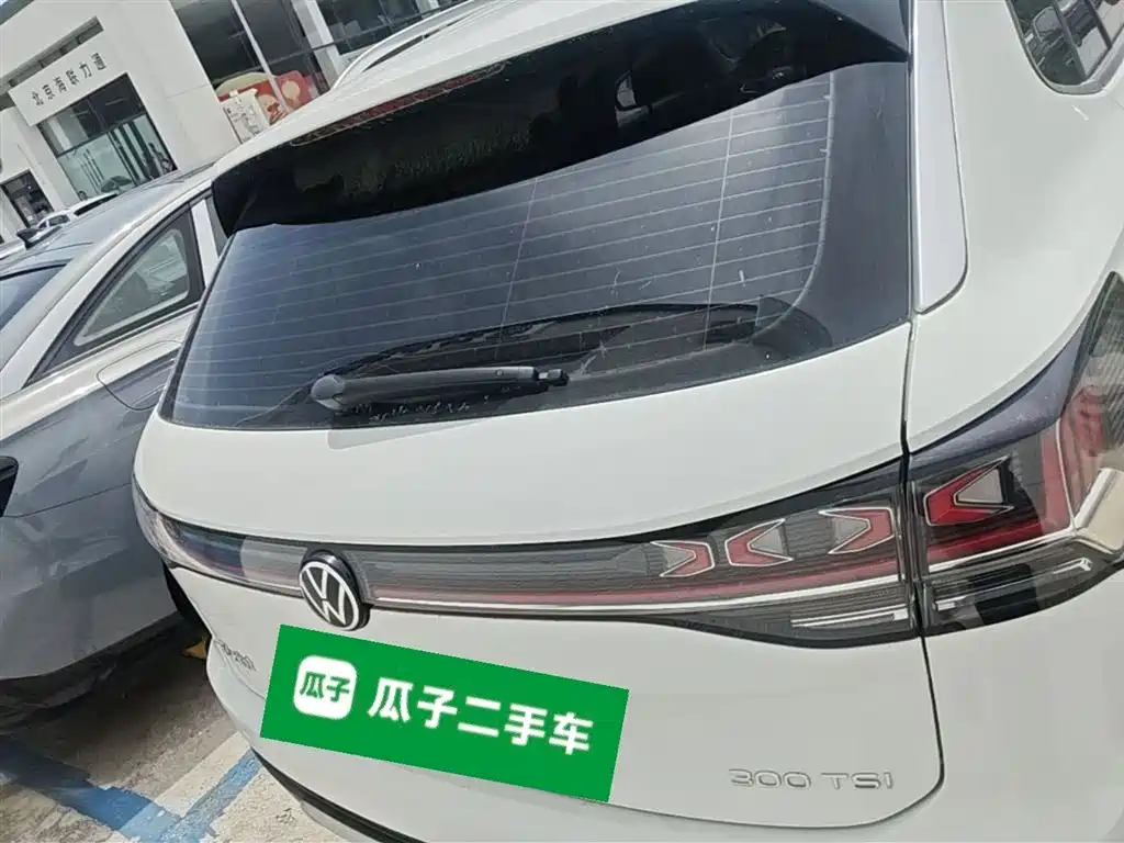 Volkswagen Tayron 2023 300TSI 2WD Luxury Plus Advanced Edition фото 10