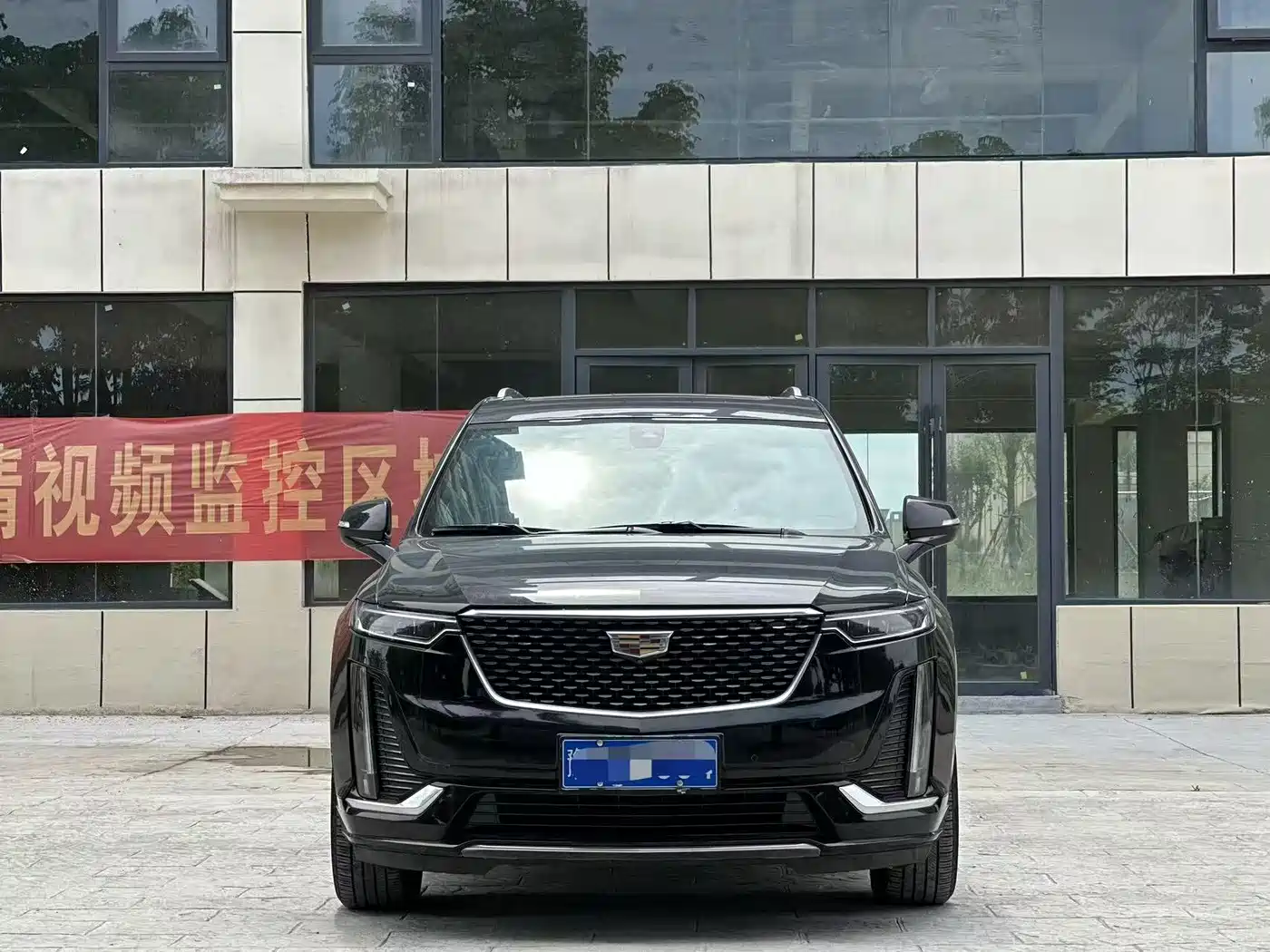 Cadillac XT6 2021 2.0T 7-Seater 2WD Luxury Edition фото 2