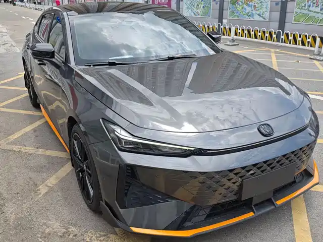 Changan UNI-V 2024 1.5T Premium