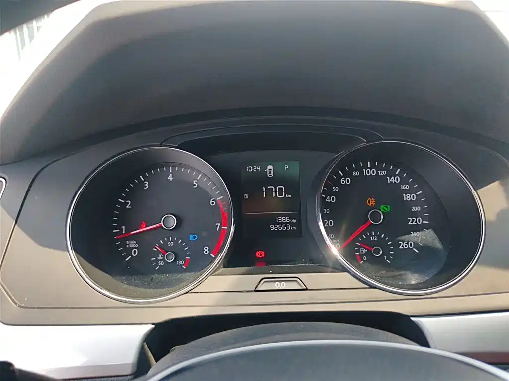 Volkswagen Lamando 2018 230TSI DSG Trend Edition фото 8