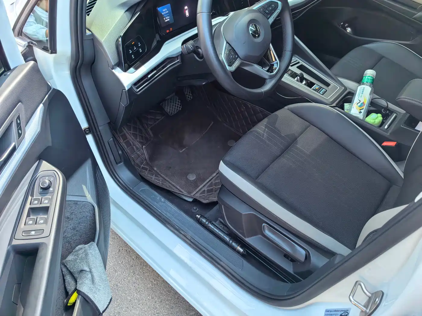 Volkswagen Golf 2023 Facelift 280TSI DSG Pro фото 9