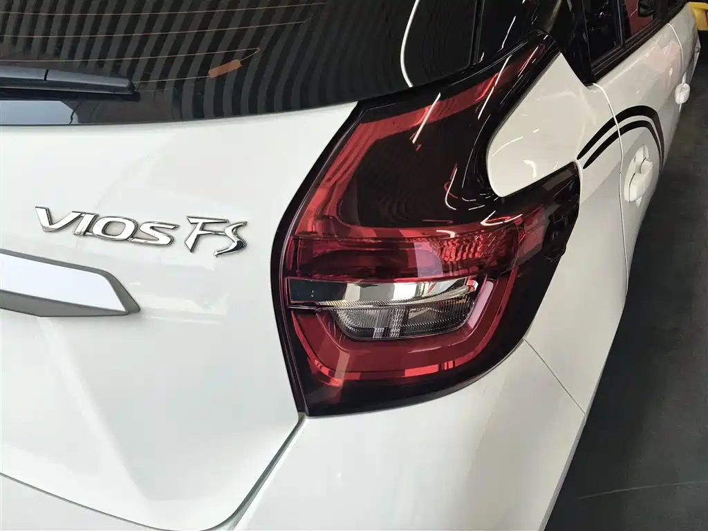 Toyota Vios FS 2021 1.5L CVT Fengchi Edition фото 8