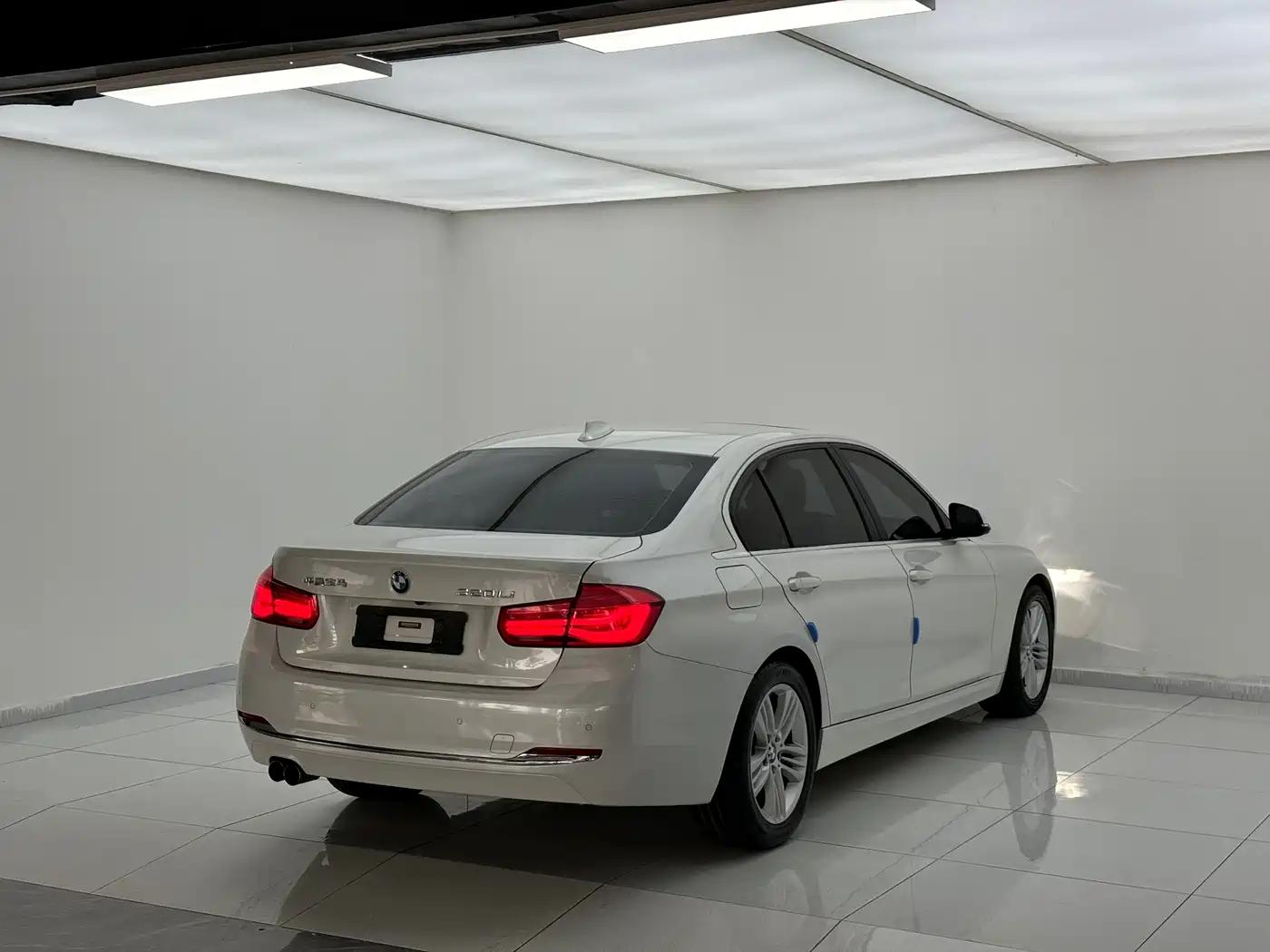 BMW 3 Series 2017 320Li Fashion фото 8