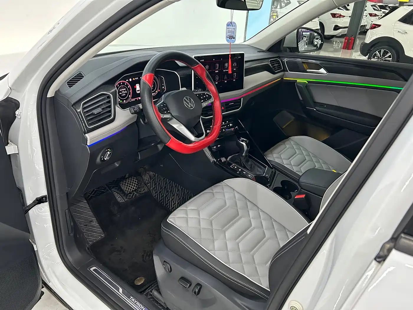 Volkswagen Tayron 2023 280TSI 2WD Luxury Plus Advanced Edition фото 4