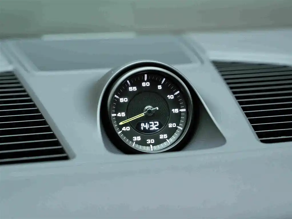 PORSCHE CAYENNE NEW ENERGY