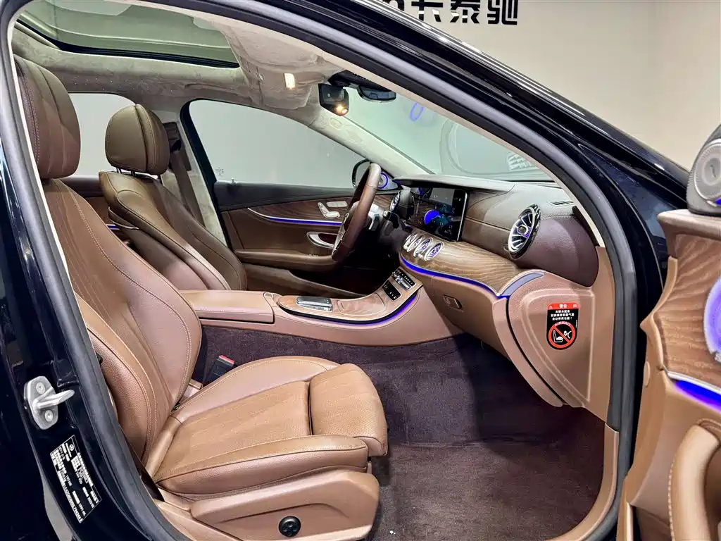 MERCEDES-BENZ E CLASS