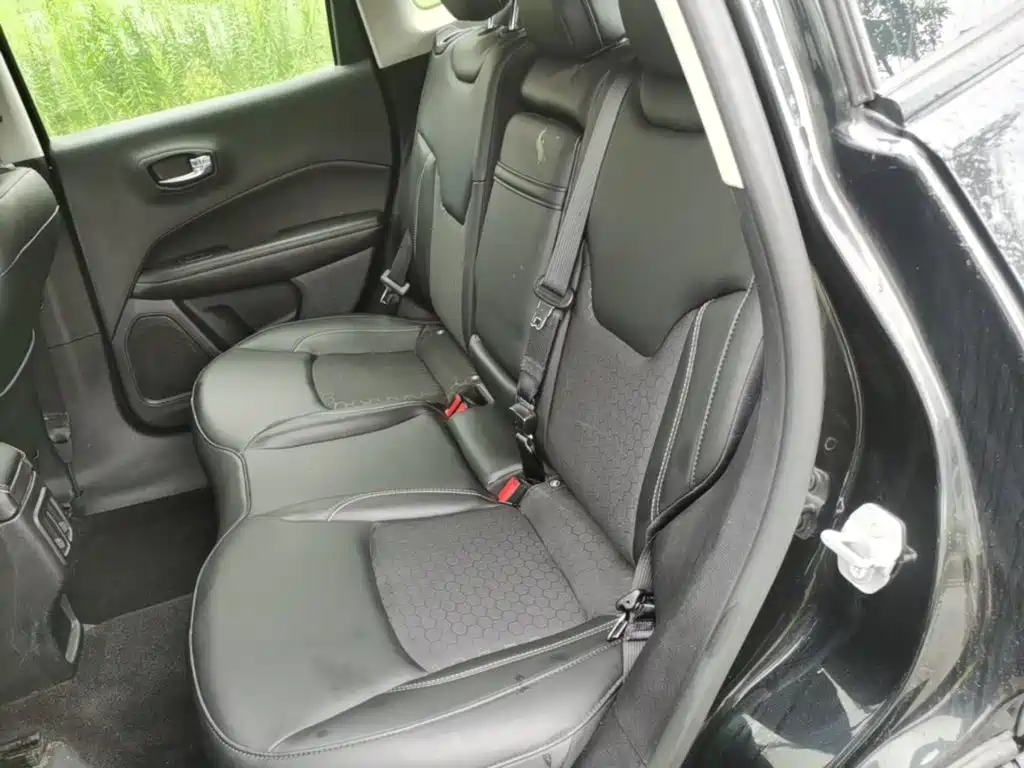 Photo 17 - Jeep Compass