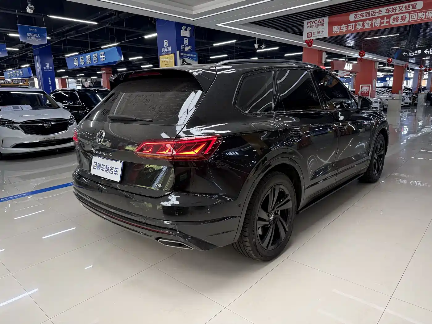 VOLKSWAGEN TOUAREG