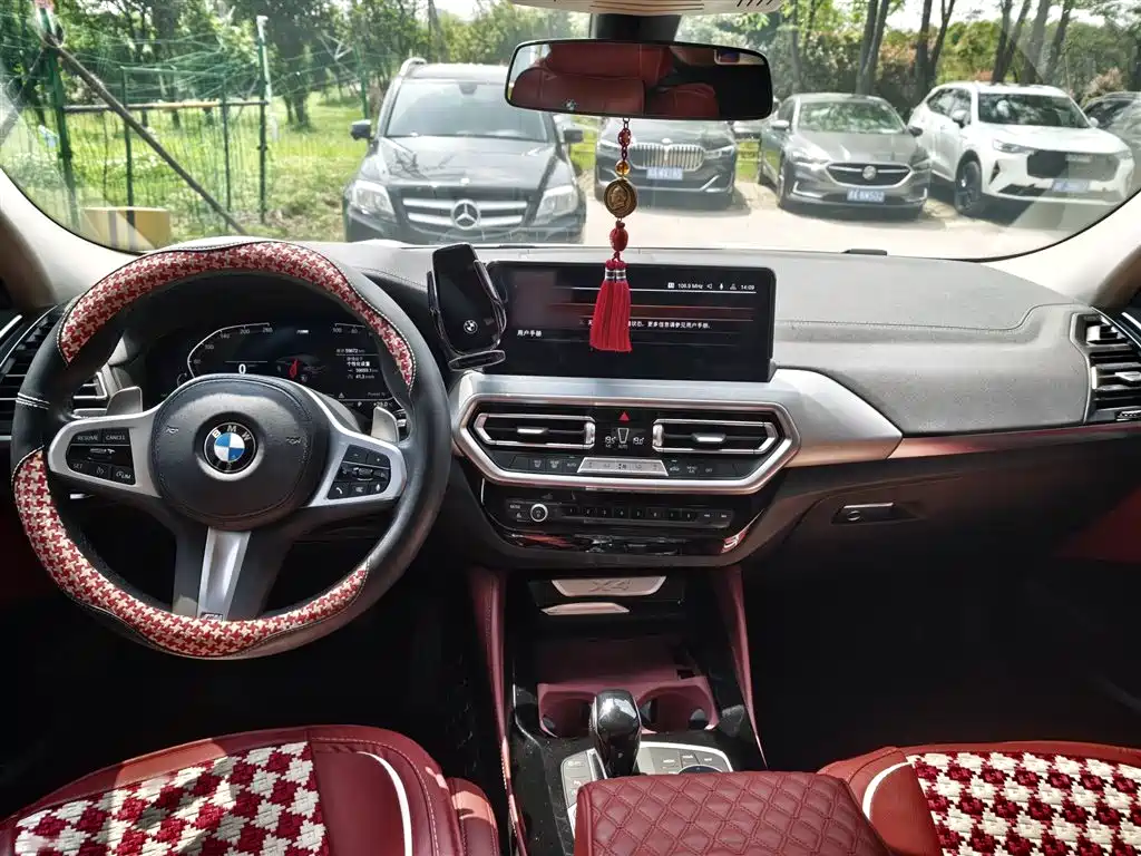 BMW X4 2022 xDrive 25i M Sport Package фото 10