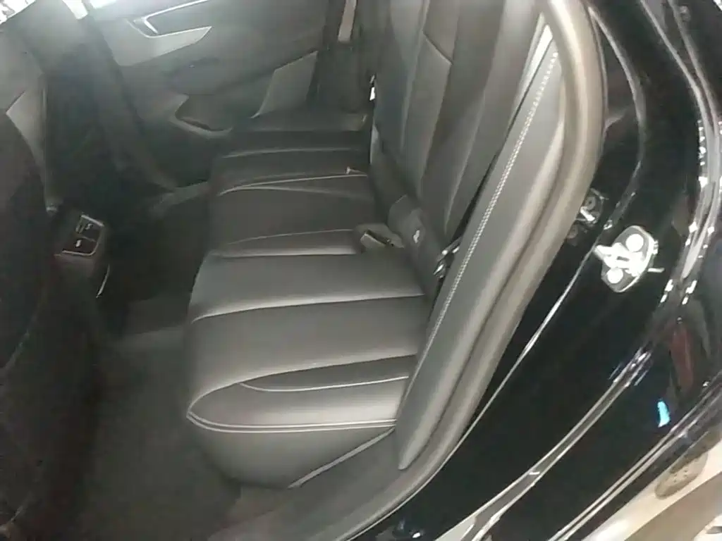 Buick LaCrosse 2025 2025 Model 28T Platinum Edition