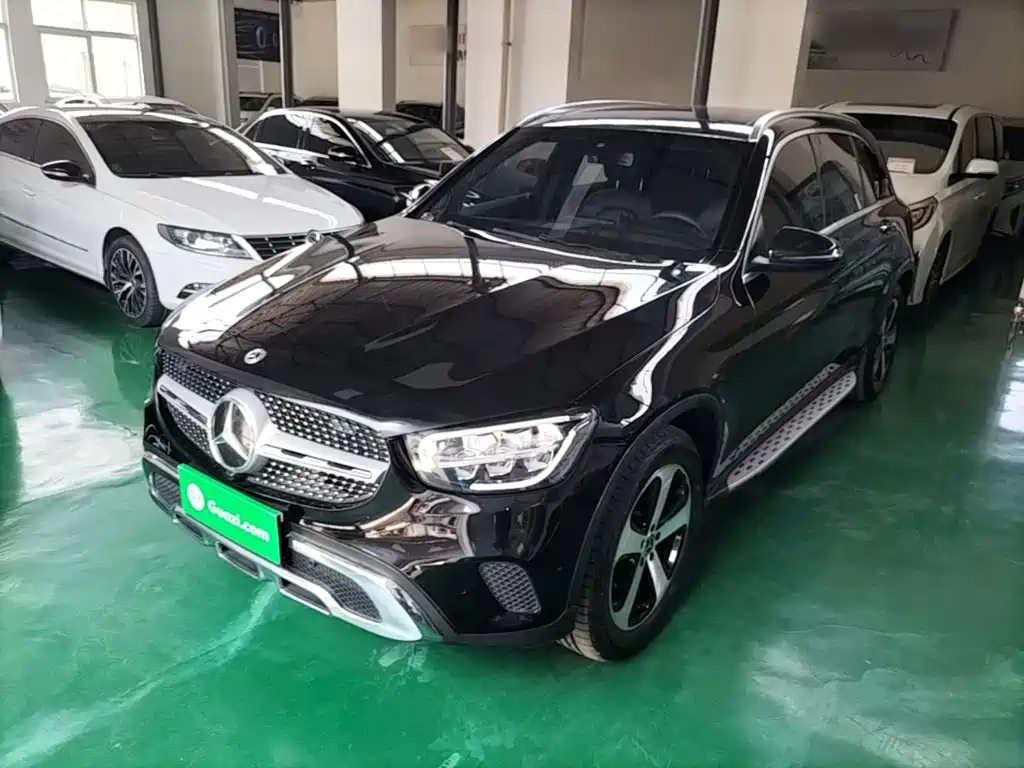 MERCEDES-BENZ GLC