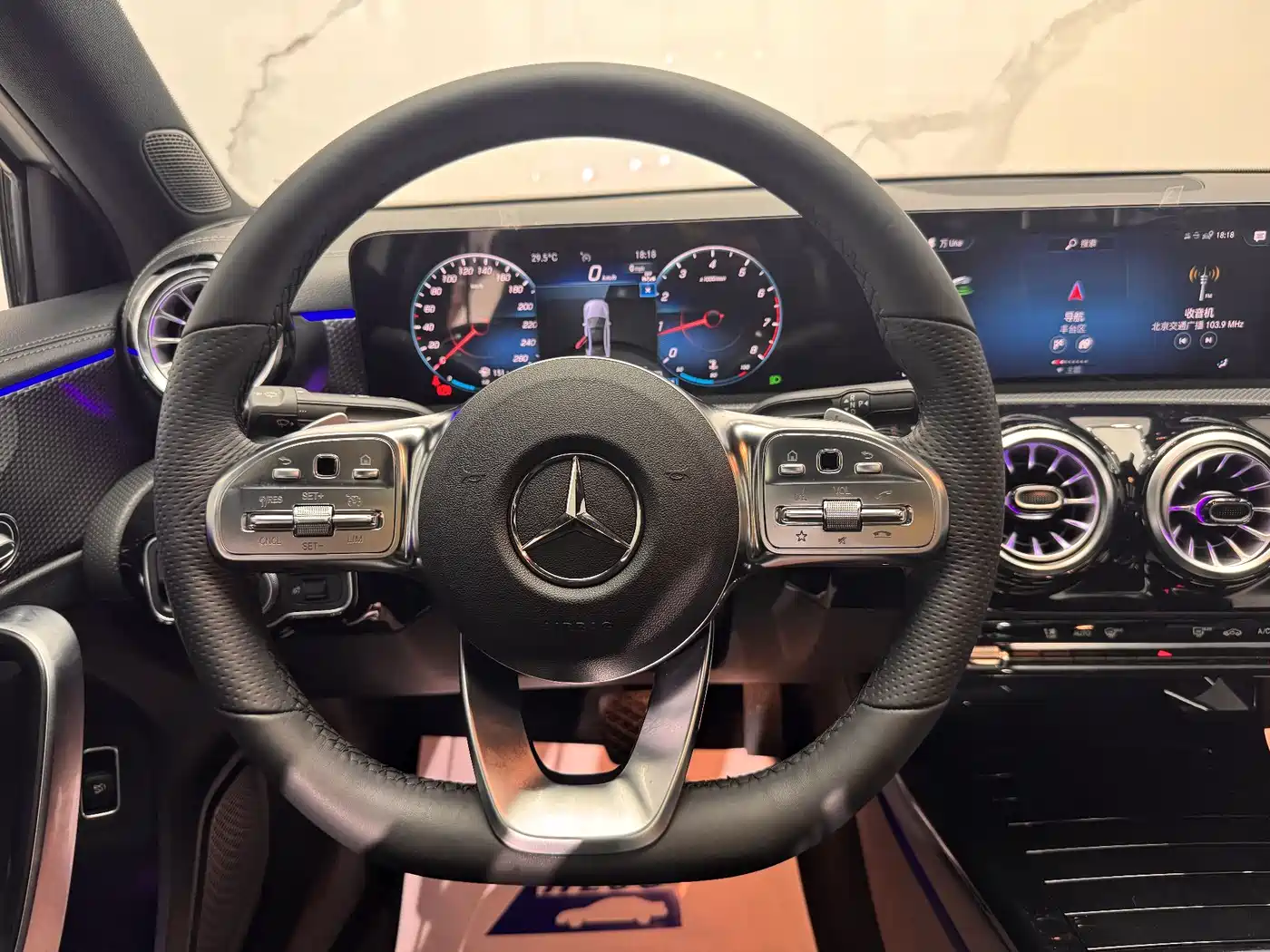Mercedes-Benz A-Class 2023 A 200 L Fashion фото 10