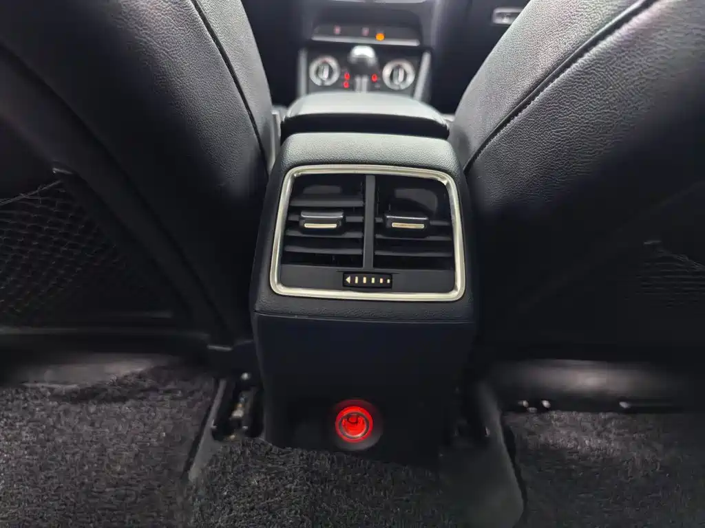 Фото 17 - Audi Q3