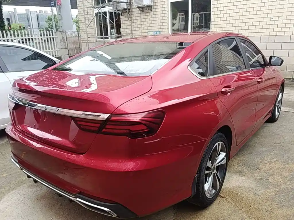 Фото 7 - Geely Binrui