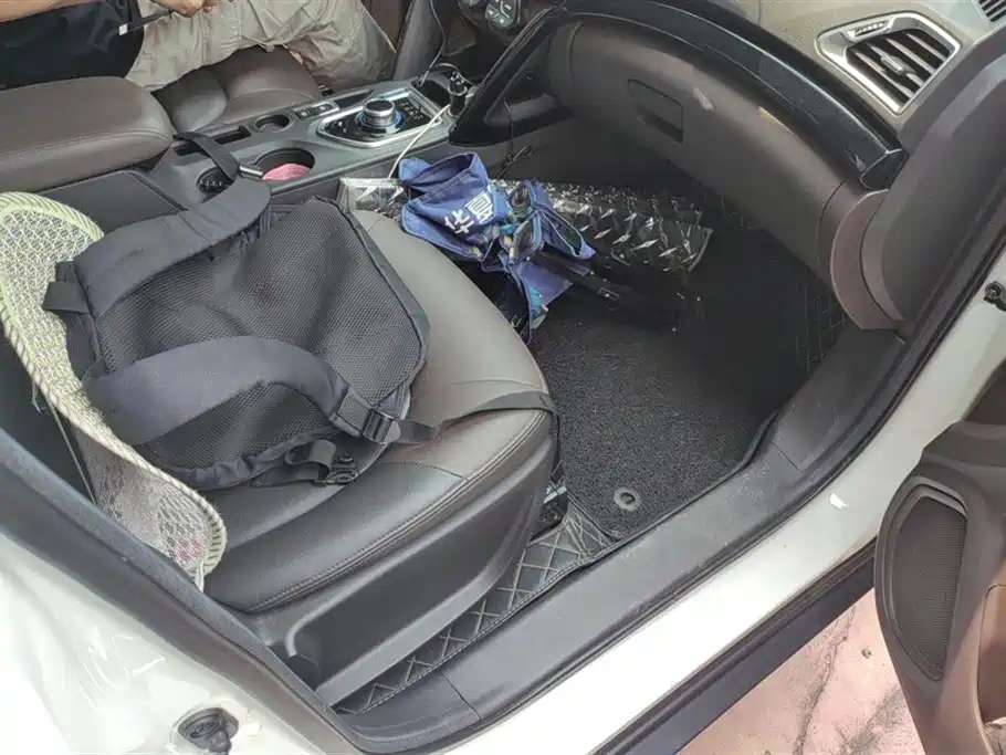 GAC TRUMPCHI GS4 NEW ENERGY