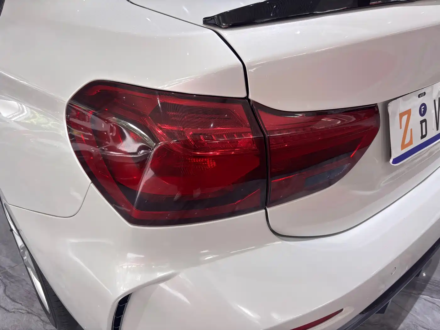 BMW 1 Series 2019 118i M Sport Package фото 25