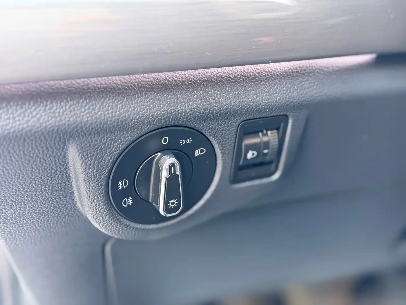 Volkswagen Bora 2020 1.5L Manual Comfort фото 15