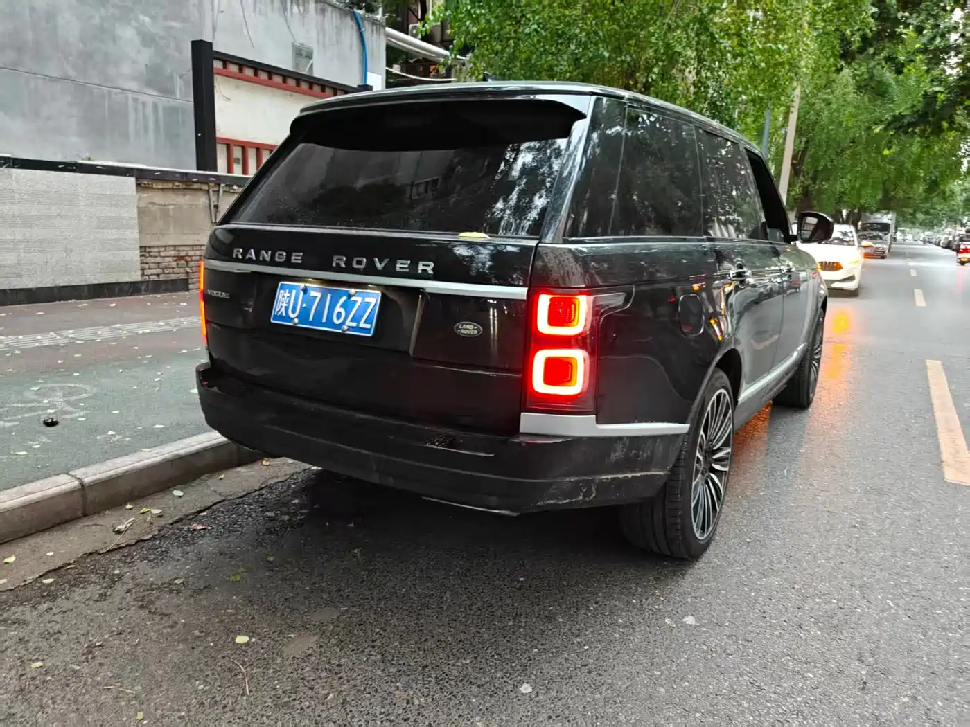 Land Rover Range Rover 2018 3.0 SC V6 Vogue Heritage Edition фото 4