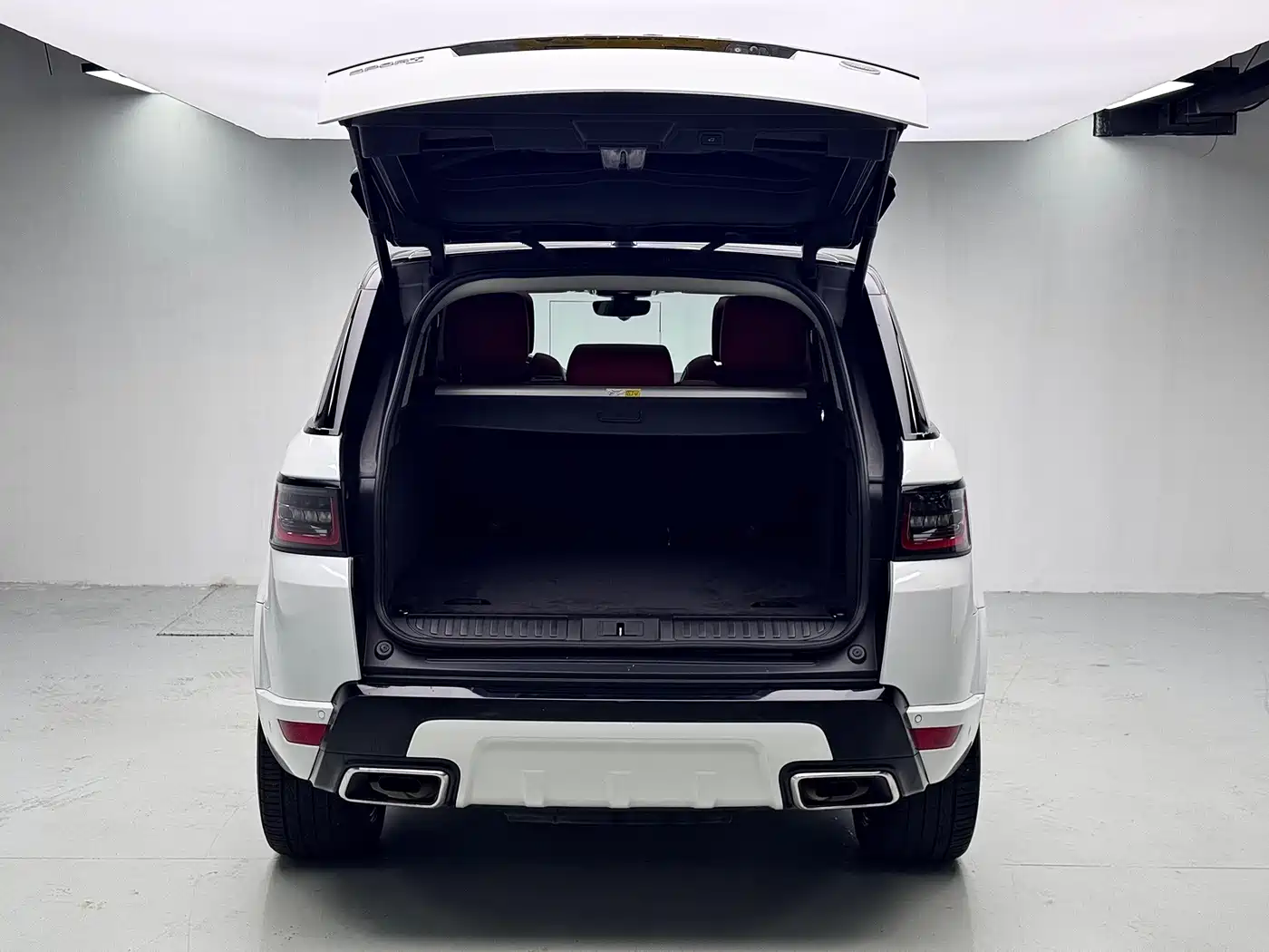 Фото 19 - Land Rover Range Rover Sport