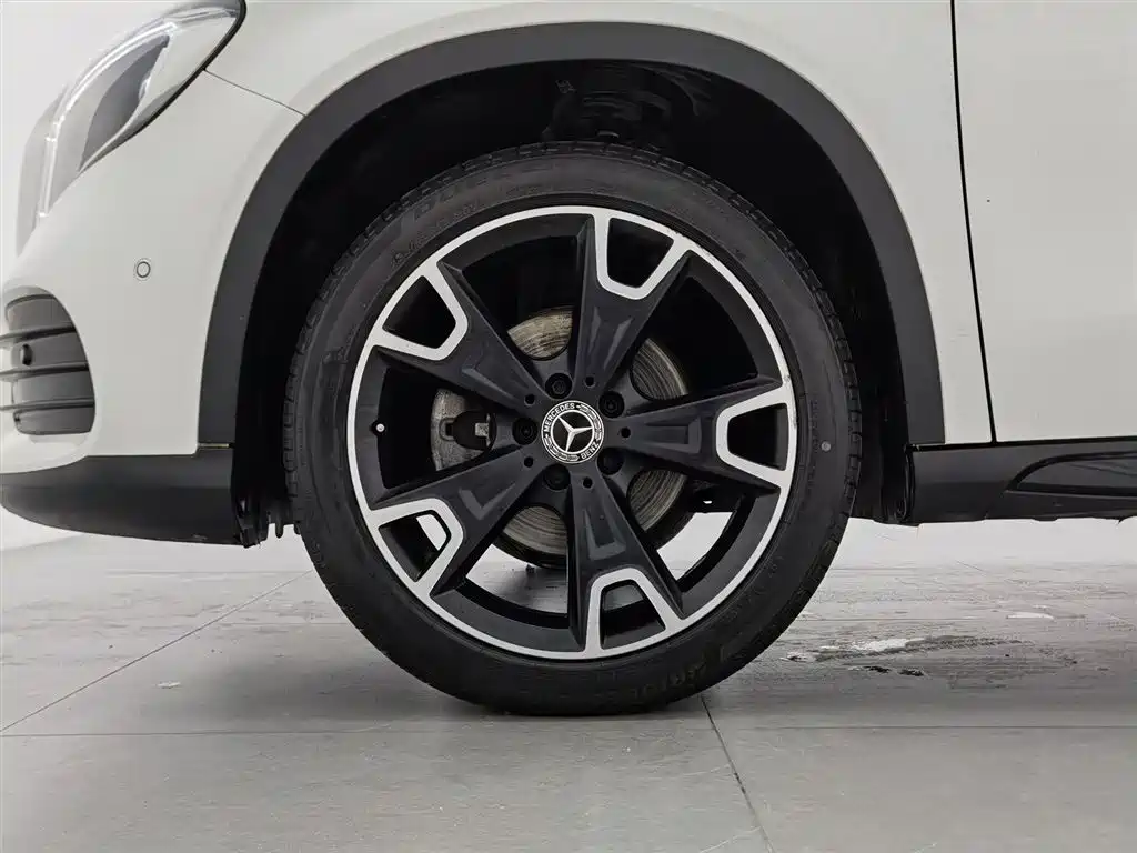 Mercedes-Benz GLA 2018 GLA 220 4MATIC Sport фото 17