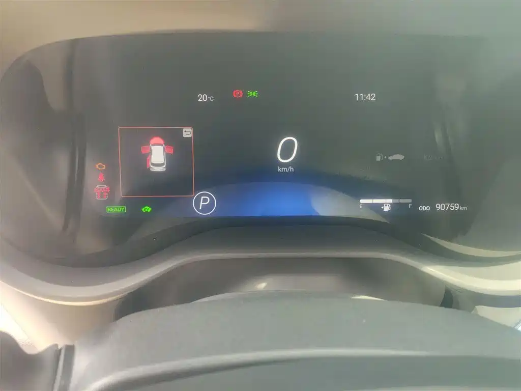 Toyota Sienna 2023 2.5L Hybrid Platinum Edition фото 8