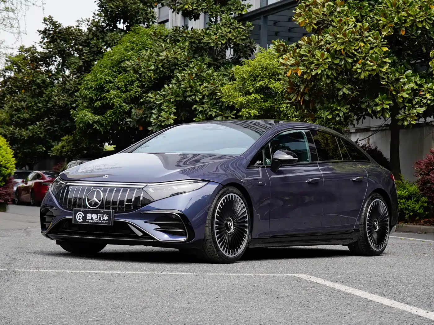 MERCEDES-BENZ EQS AMG