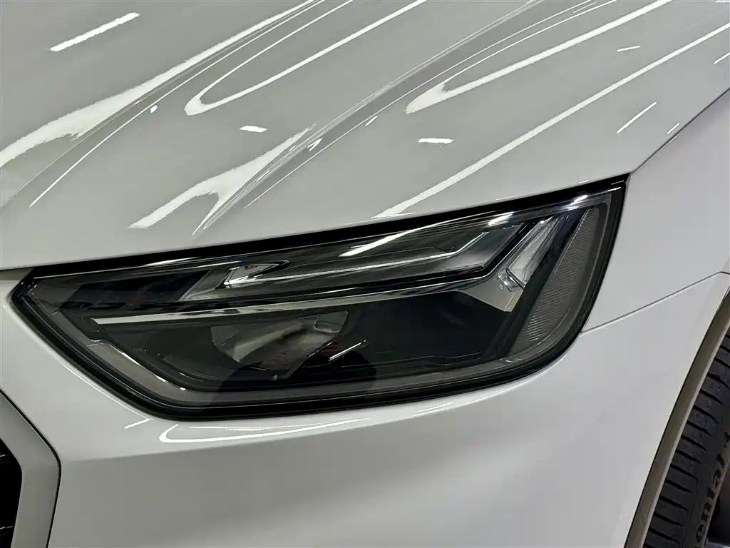 Audi Q5L 2022 45T Luxury Elegance фото 9