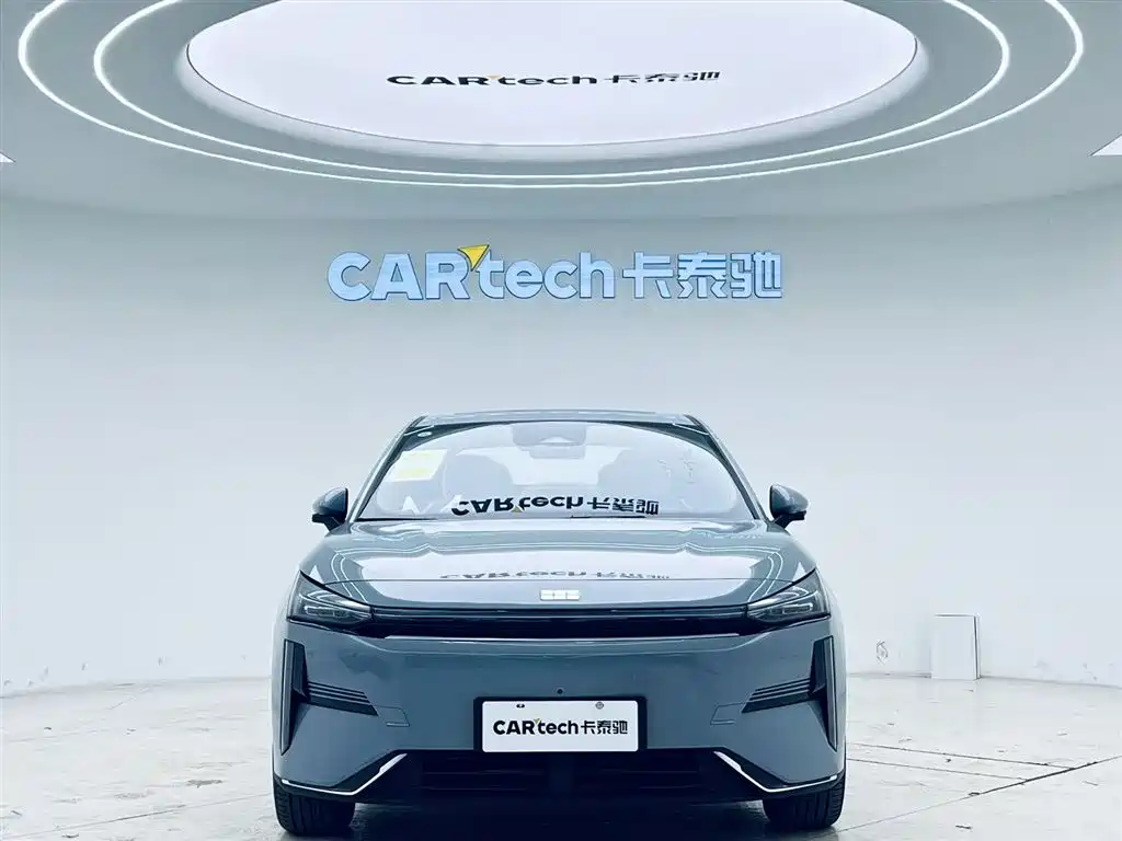 Geely Galaxy Galaxy L6 2025 EM-i 140km Starship Edition фото 9