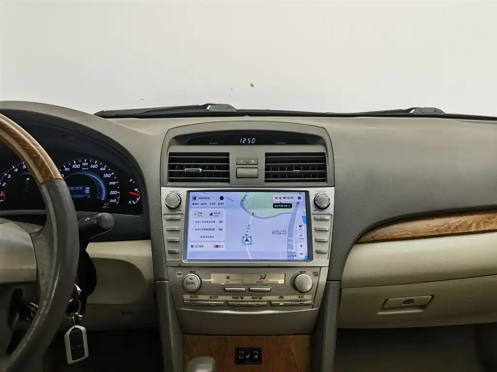 Toyota Camry 2011 240G Classic Anniversary Edition фото 12