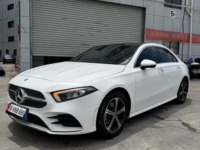 Mercedes-Benz A