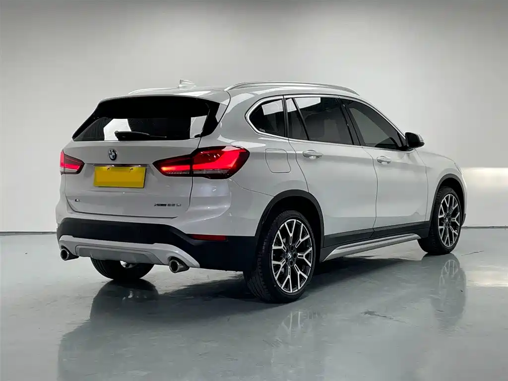 BMW X1 2022 xDrive25Li Premium фото 3