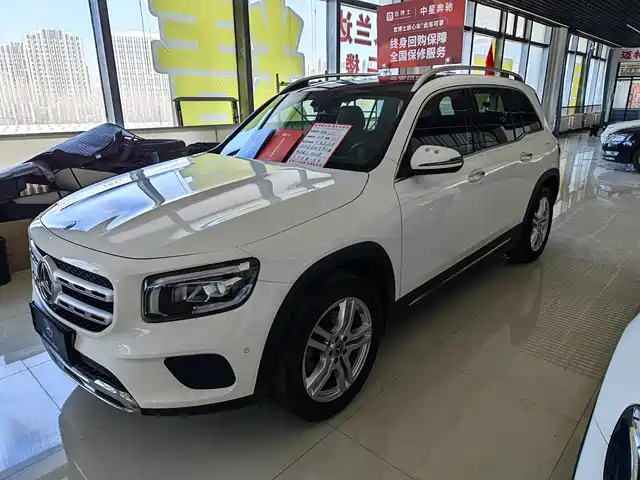 MERCEDES-BENZ GLB