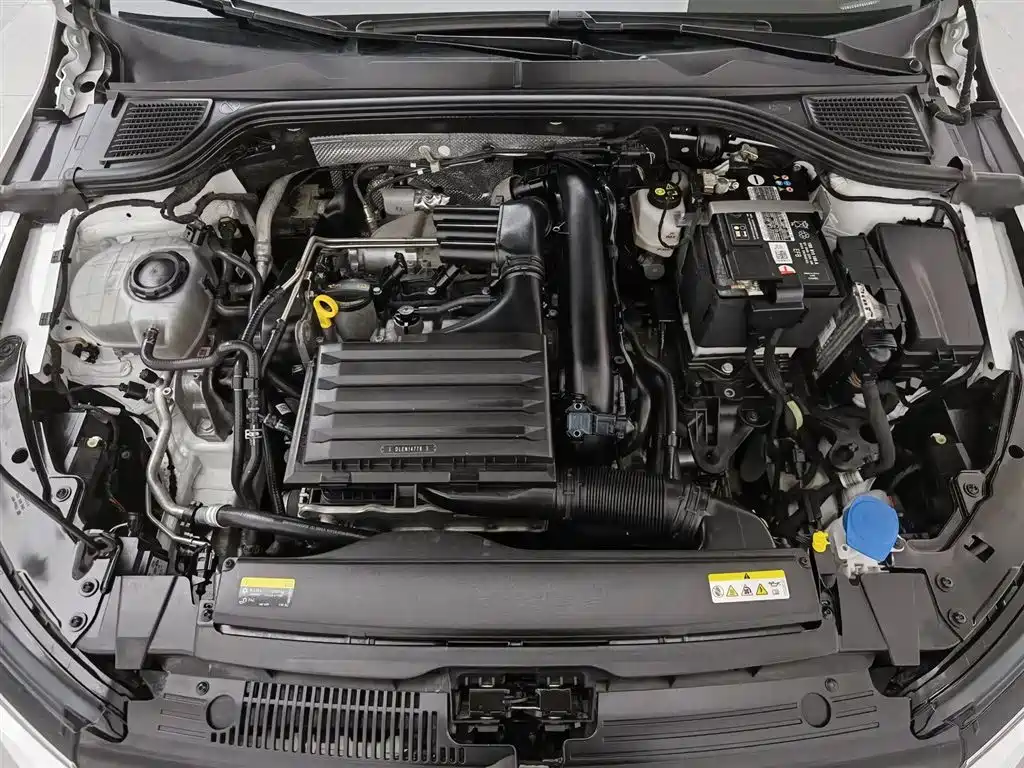 Volkswagen Golf 2023 Facelift 280TSI DSG Pro фото 6