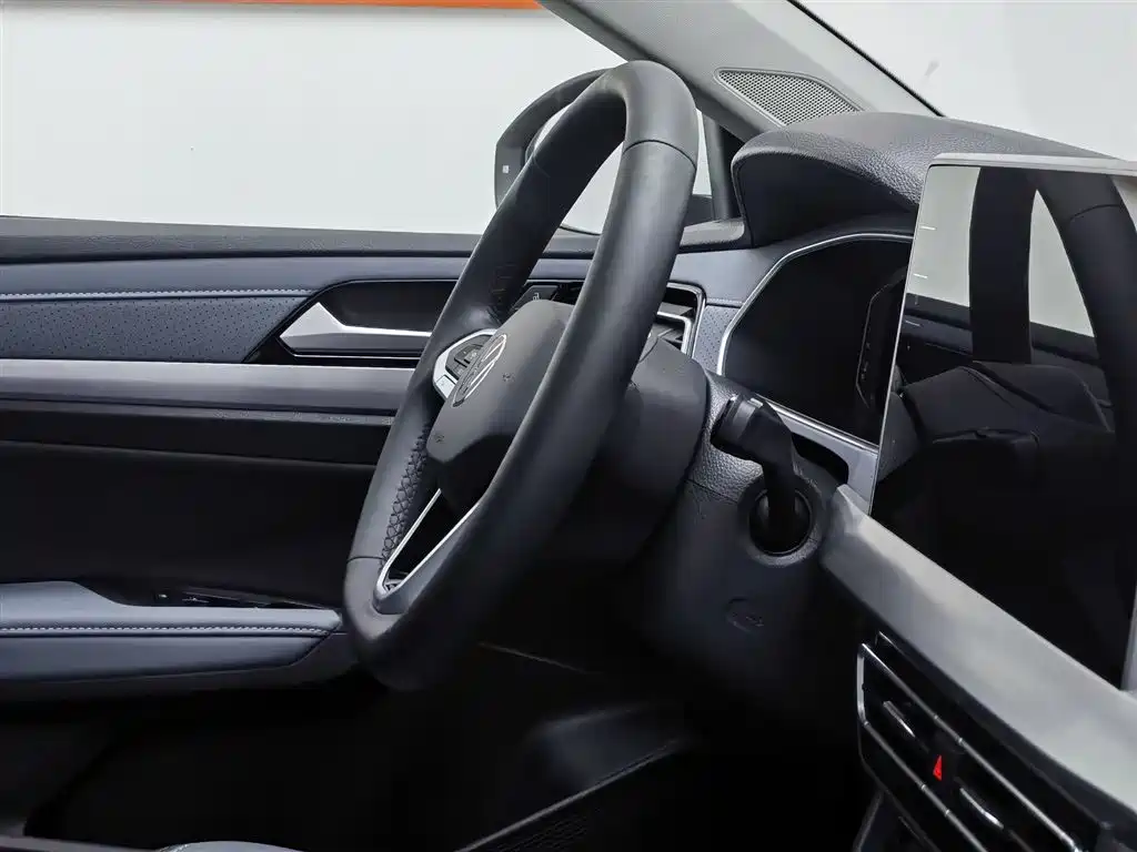 Volkswagen Lavida 2024 Model 1.5L Automatic 5 Million Edition фото 22