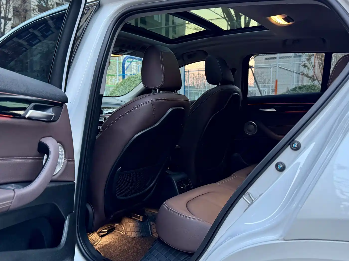 BMW X2 2023 sDrive25i M Sport Shadow Edition фото 12