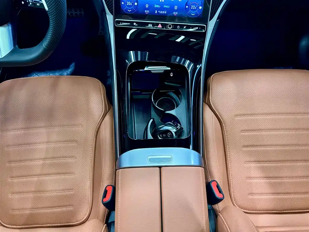 Mercedes-Benz GLC 2025 Model Year GLC 260 L 4MATIC Luxury фото 28