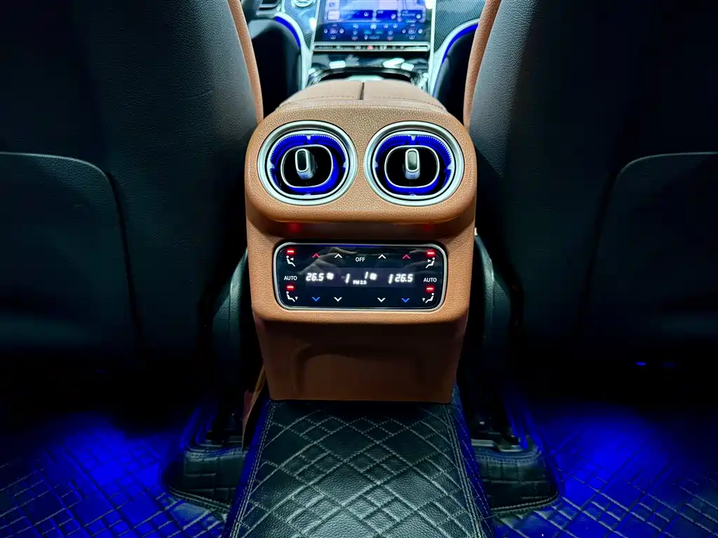 Mercedes-Benz GLC 2025 Model Year GLC 260 L 4MATIC Luxury фото 30