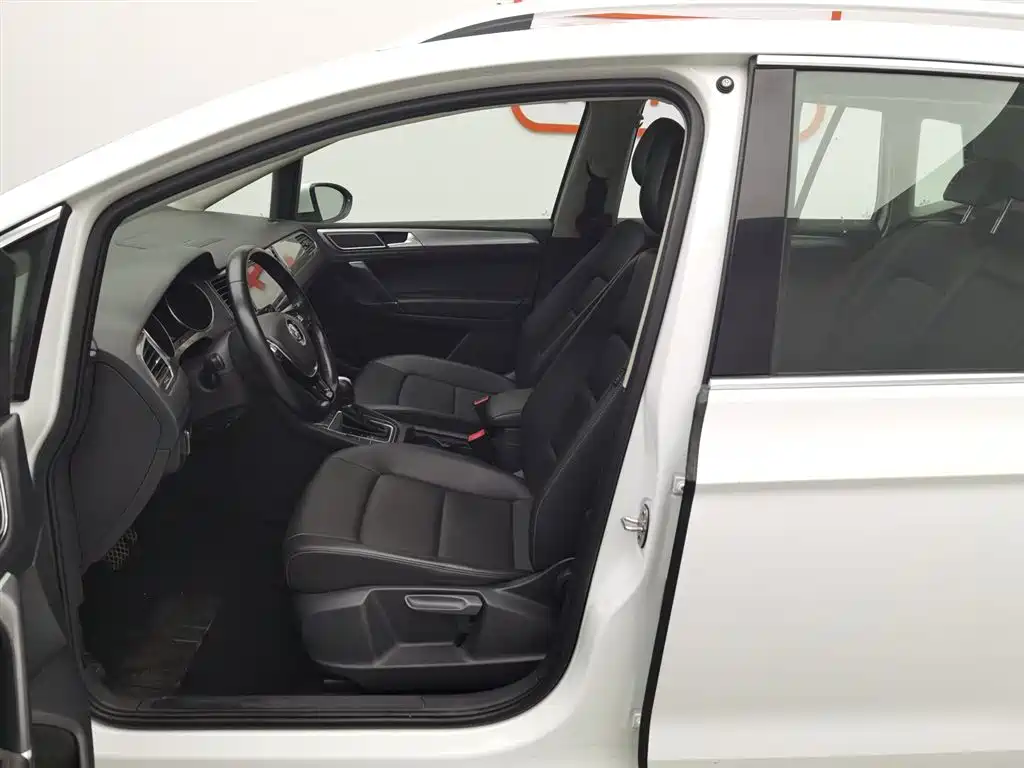 Volkswagen Golf Sportsvan 2019 280TSI Auto Curiosity China VI фото 10