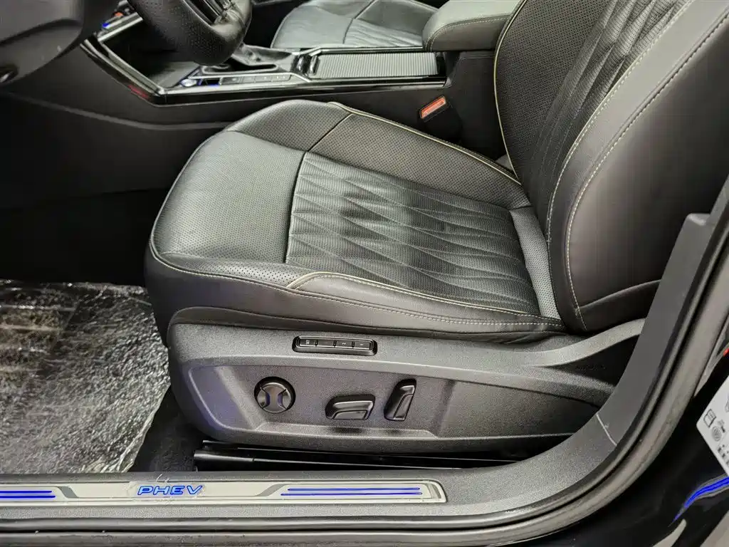 Volkswagen Passat New Energy 2020 430PHEV Hybrid Luxury (China VI) фото 20