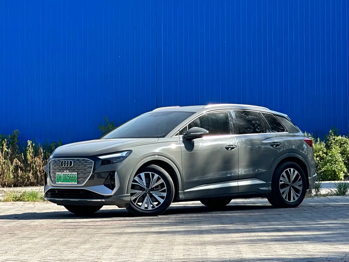 Audi Q4 e-tron 2023 2023 40 e-tron Pioneer Edition