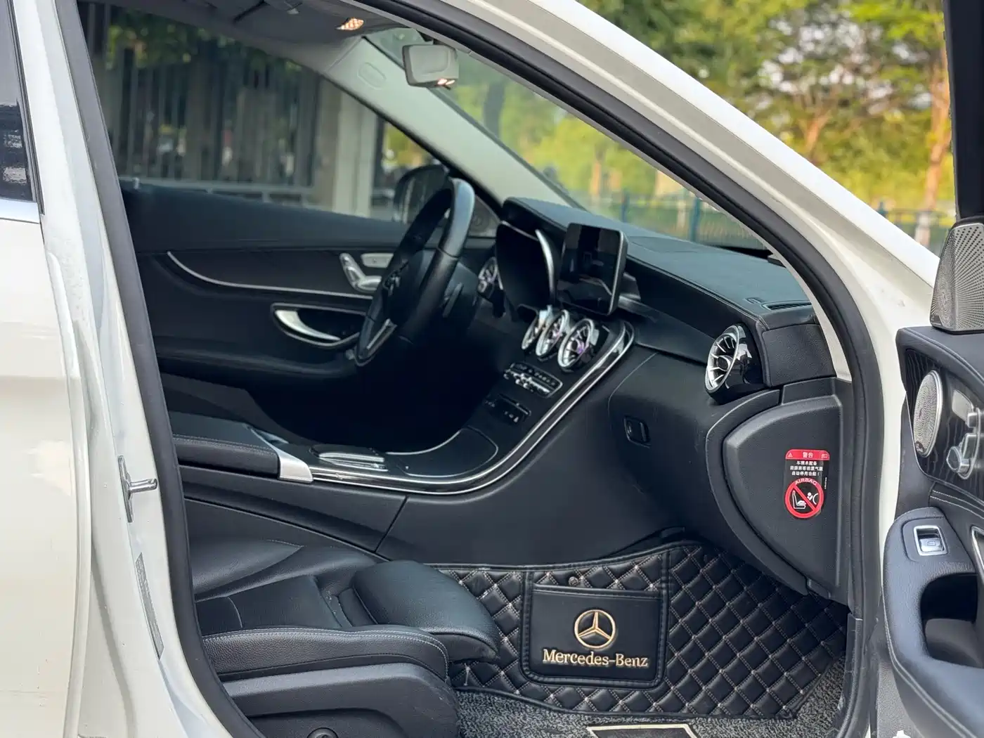 Mercedes-Benz C-Class 2019 Facelift C 260 L Sport фото 13