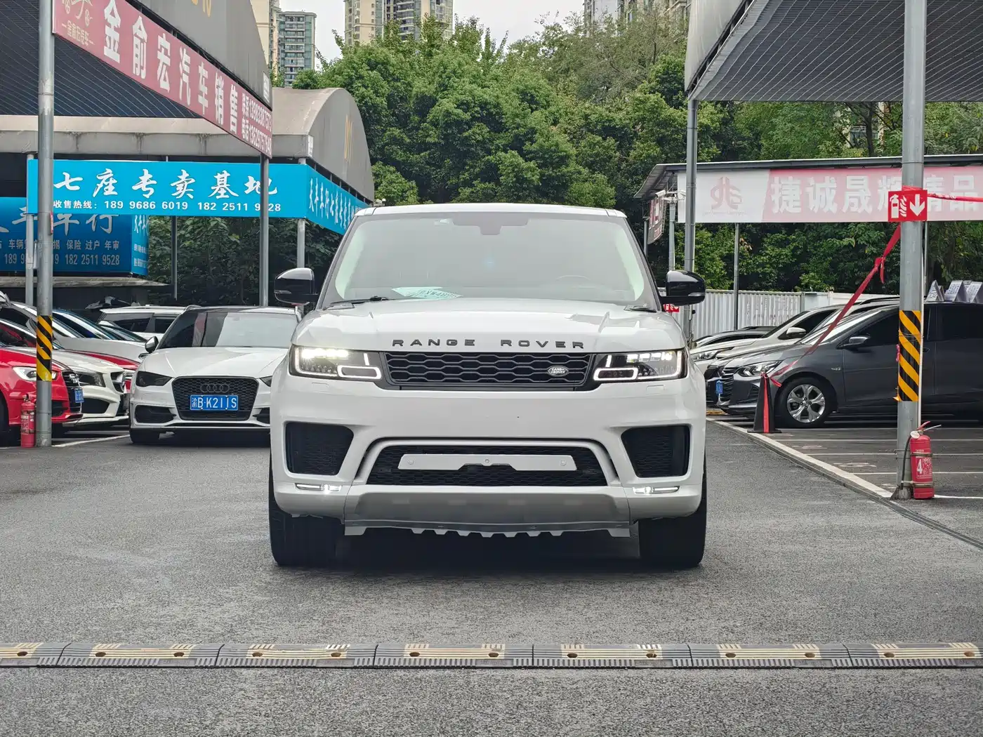 Land Rover Range Rover Sport 2014 3.0 SC V6 HSE DYNAMIC фото 2