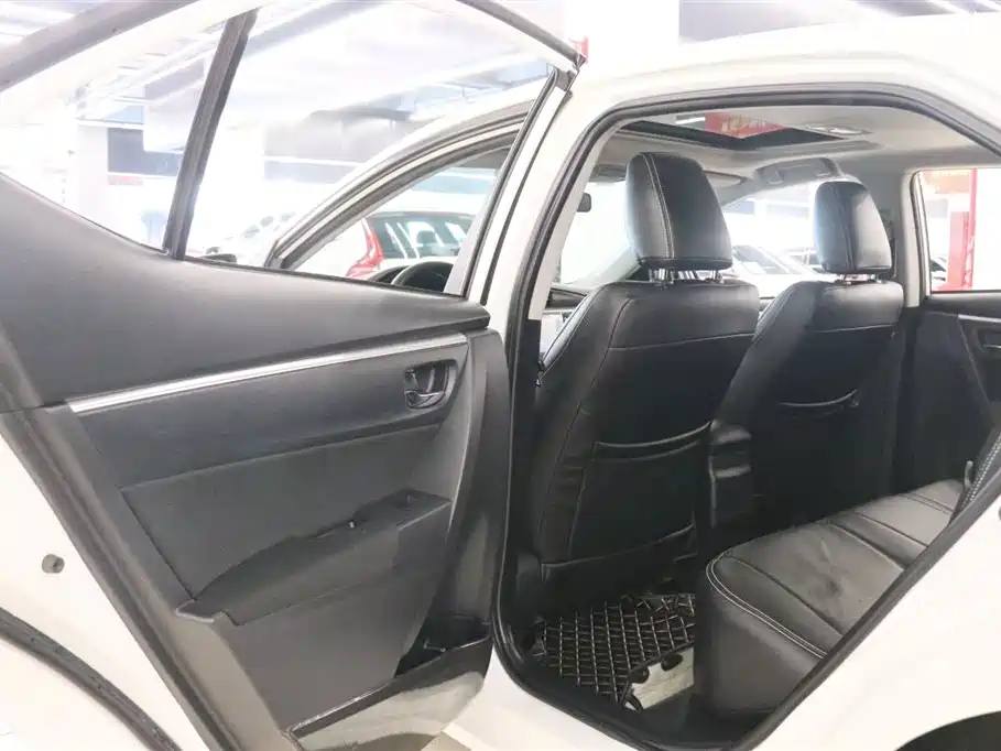 Toyota Levin 2017 Facelift 185T CVT Elite (China V) фото 12