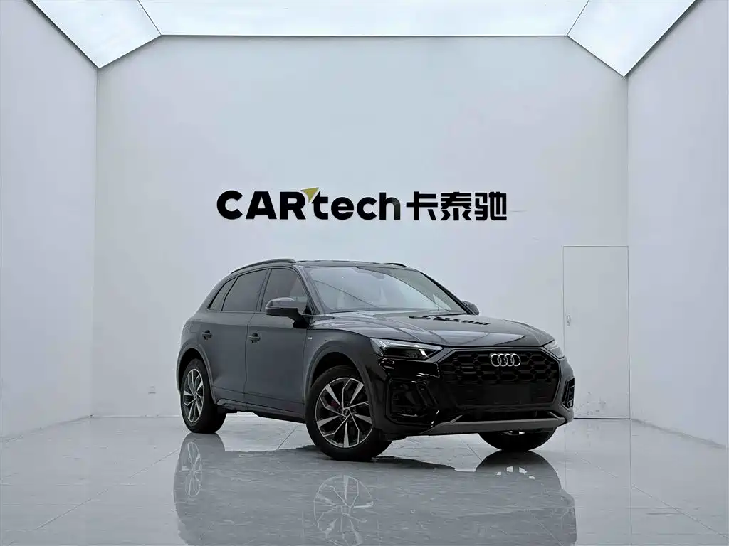 Audi Q5L 2024 Model 40 TFSI Luxury Dynamic фото 2