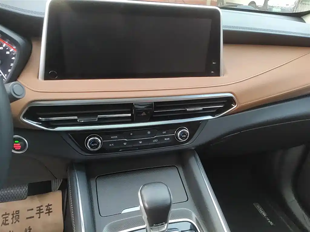 SAIC Maxus D90 2017 2.0T Automatic 4WD Sirius фото 5