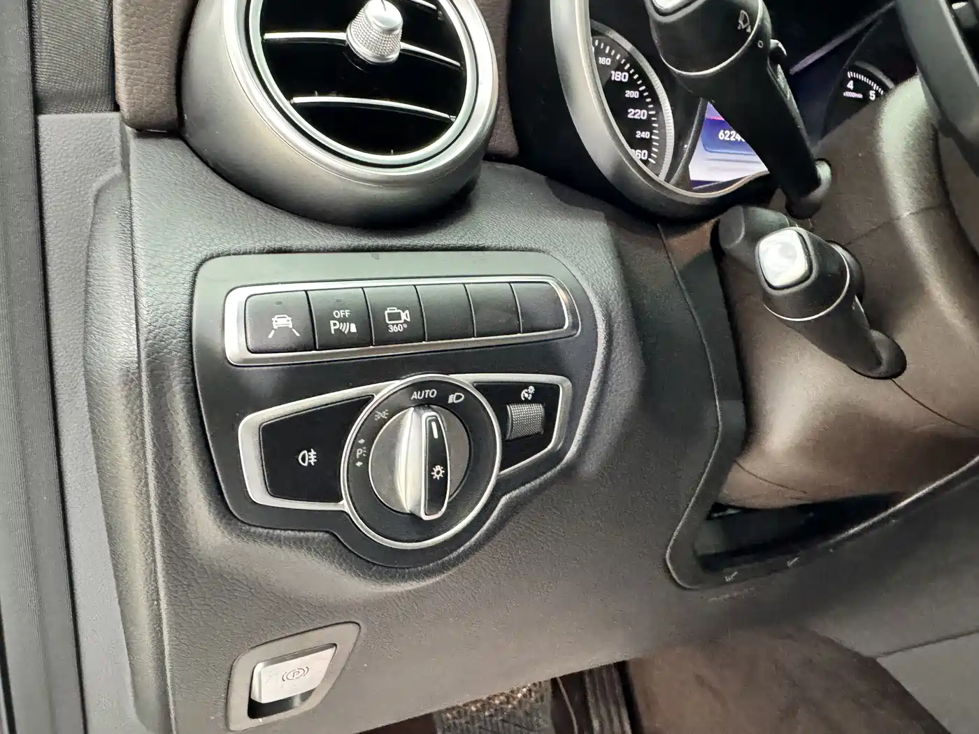 Mercedes-Benz GLC 2019 GLC 260 4MATIC Luxury фото 10