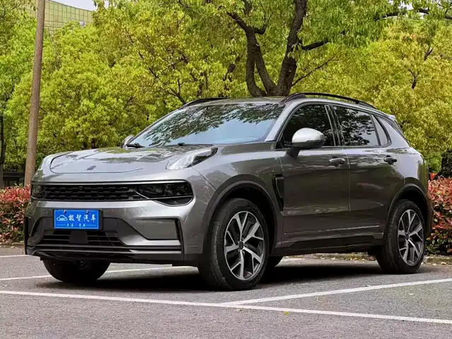 Lynk & Co Lynk & Co 01 EM-P 2022 1.5TD PHEV Plus